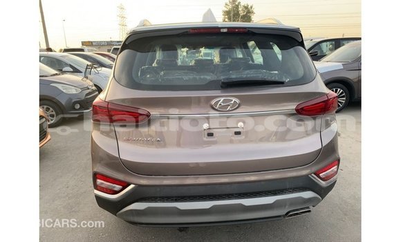 Acheter Import Voiture Hyundai Santa Fe Marron à Import - Dubai, Artibonite Acheter Import Voiture Hyundai Santa Fe Marron à Import - Dubai, Artibonite