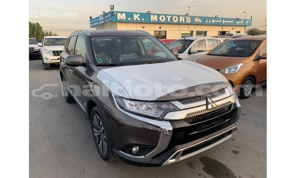 Acheter Import Voiture Mitsubishi Outlander Marron à Import - Dubai, Artibonite Acheter Import Voiture Mitsubishi Outlander Marron à Import - Dubai, Artibonite