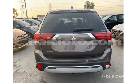 Acheter Import Voiture Mitsubishi Outlander Marron à Import - Dubai, Artibonite Acheter Import Voiture Mitsubishi Outlander Marron à Import - Dubai, Artibonite