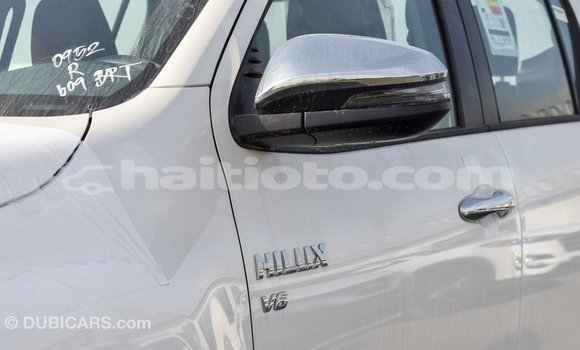 Acheter Import Voiture Toyota Hilux Blanc à Import - Dubai, Artibonite Acheter Import Voiture Toyota Hilux Blanc à Import - Dubai, Artibonite