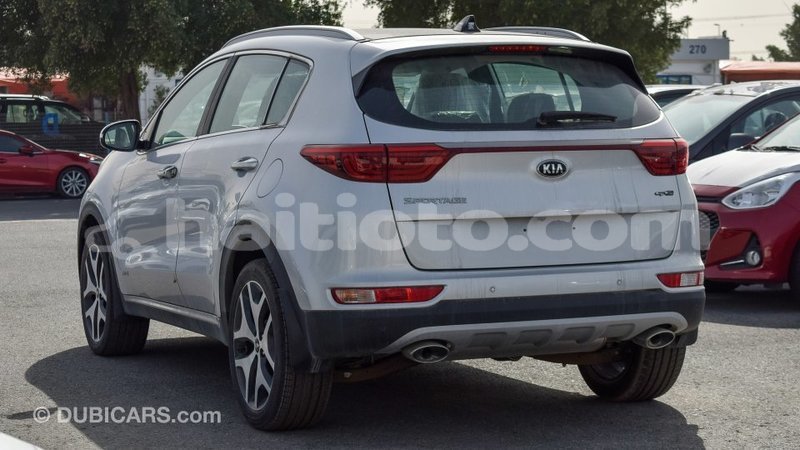 Big with watermark kia sportage artibonite import dubai 1906