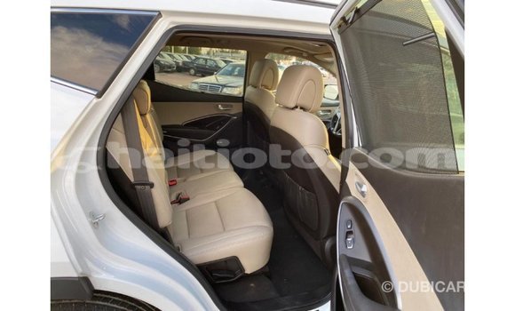 Acheter Import Voiture Hyundai Santa Fe Blanc à Import - Dubai, Artibonite Acheter Import Voiture Hyundai Santa Fe Blanc à Import - Dubai, Artibonite