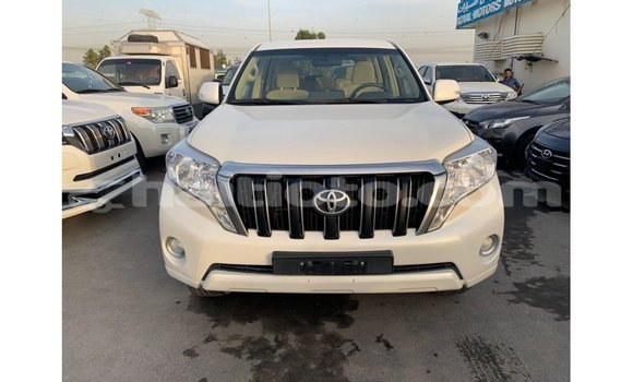 Acheter Import Voiture Toyota Prado Blanc à Import - Dubai, Artibonite Acheter Import Voiture Toyota Prado Blanc à Import - Dubai, Artibonite