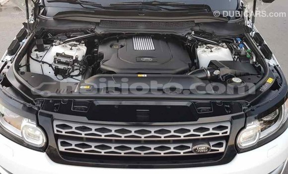 Acheter Import Voiture Land Rover Range Rover Blanc à Import - Dubai, Artibonite Acheter Import Voiture Land Rover Range Rover Blanc à Import - Dubai, Artibonite