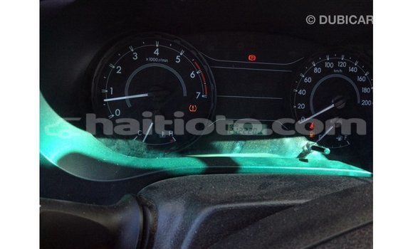 Acheter Import Voiture Toyota Hilux Blanc à Import - Dubai, Artibonite Acheter Import Voiture Toyota Hilux Blanc à Import - Dubai, Artibonite