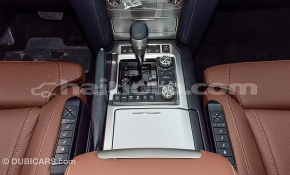 Acheter Import Voiture Toyota Land Cruiser Noir à Import - Dubai, Artibonite Acheter Import Voiture Toyota Land Cruiser Noir à Import - Dubai, Artibonite