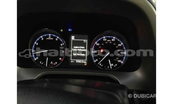 Acheter Import Voiture Toyota RAV4 Noir à Import - Dubai, Artibonite Acheter Import Voiture Toyota RAV4 Noir à Import - Dubai, Artibonite