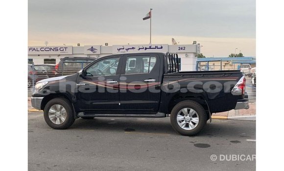 Acheter Import Voiture Toyota Hilux Noir à Import - Dubai, Artibonite Acheter Import Voiture Toyota Hilux Noir à Import - Dubai, Artibonite