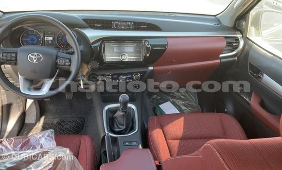 Buy Import Toyota Hilux Other Car in Import - Dubai in Artibonite Buy Import Toyota Hilux Other Car in Import - Dubai in Artibonite