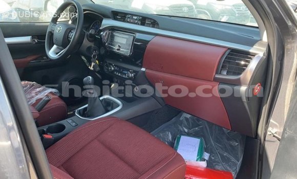 Buy Import Toyota Hilux Other Car in Import - Dubai in Artibonite Buy Import Toyota Hilux Other Car in Import - Dubai in Artibonite