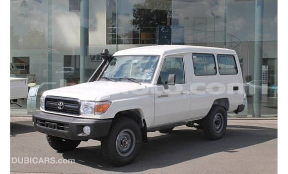 Buy Import Toyota Land Cruiser White Car in Import - Dubai in Artibonite Buy Import Toyota Land Cruiser White Car in Import - Dubai in Artibonite