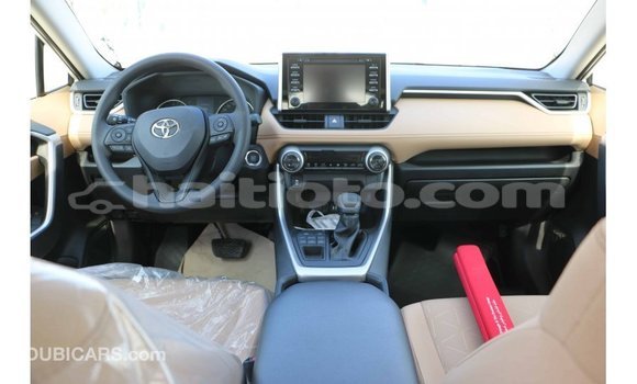 Acheter Import Voiture Toyota 4Runner Blanc à Import - Dubai, Artibonite Acheter Import Voiture Toyota 4Runner Blanc à Import - Dubai, Artibonite