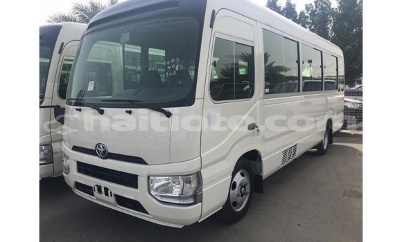 Acheter Import Voiture Toyota Coaster Blanc à Import - Dubai, Artibonite Acheter Import Voiture Toyota Coaster Blanc à Import - Dubai, Artibonite