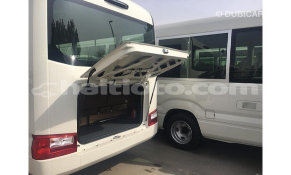 Acheter Import Voiture Toyota Coaster Blanc à Import - Dubai, Artibonite Acheter Import Voiture Toyota Coaster Blanc à Import - Dubai, Artibonite