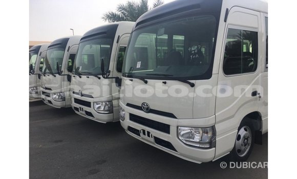 Acheter Import Voiture Toyota Coaster Blanc à Import - Dubai, Artibonite Acheter Import Voiture Toyota Coaster Blanc à Import - Dubai, Artibonite