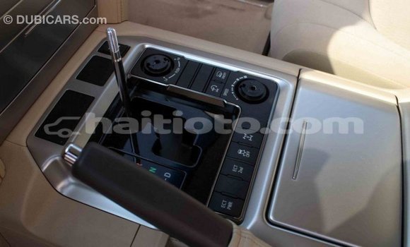 Acheter Import Voiture Toyota Land Cruiser Noir à Import - Dubai, Artibonite Acheter Import Voiture Toyota Land Cruiser Noir à Import - Dubai, Artibonite