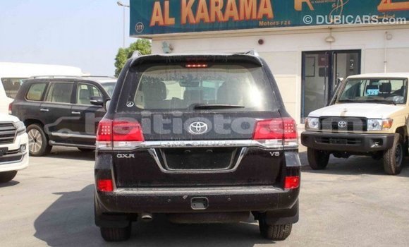 Acheter Import Voiture Toyota Land Cruiser Noir à Import - Dubai, Artibonite Acheter Import Voiture Toyota Land Cruiser Noir à Import - Dubai, Artibonite