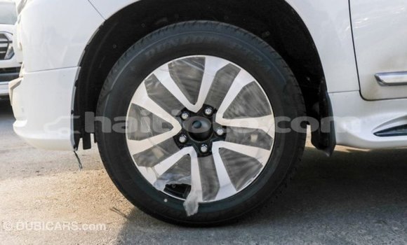 Acheter Import Voiture Toyota Land Cruiser Blanc à Import - Dubai, Artibonite Acheter Import Voiture Toyota Land Cruiser Blanc à Import - Dubai, Artibonite