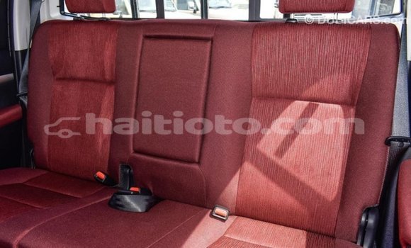 Acheter Import Voiture Toyota Hilux Autre à Import - Dubai, Artibonite Acheter Import Voiture Toyota Hilux Autre à Import - Dubai, Artibonite