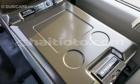 Acheter Import Voiture Toyota Coaster Blanc à Import - Dubai, Artibonite Acheter Import Voiture Toyota Coaster Blanc à Import - Dubai, Artibonite