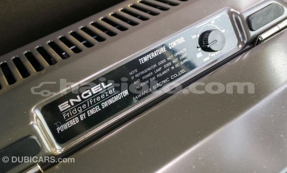 Acheter Import Voiture Toyota Coaster Blanc à Import - Dubai, Artibonite Acheter Import Voiture Toyota Coaster Blanc à Import - Dubai, Artibonite