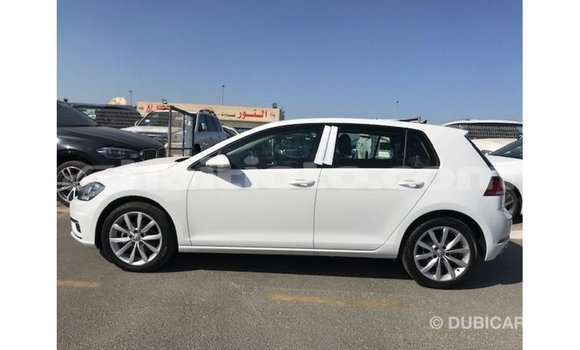 Acheter Import Voiture Volkswagen Golf Blanc à Import - Dubai, Artibonite Acheter Import Voiture Volkswagen Golf Blanc à Import - Dubai, Artibonite