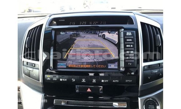 Acheter Import Voiture Toyota Land Cruiser Noir à Import - Dubai, Artibonite Acheter Import Voiture Toyota Land Cruiser Noir à Import - Dubai, Artibonite