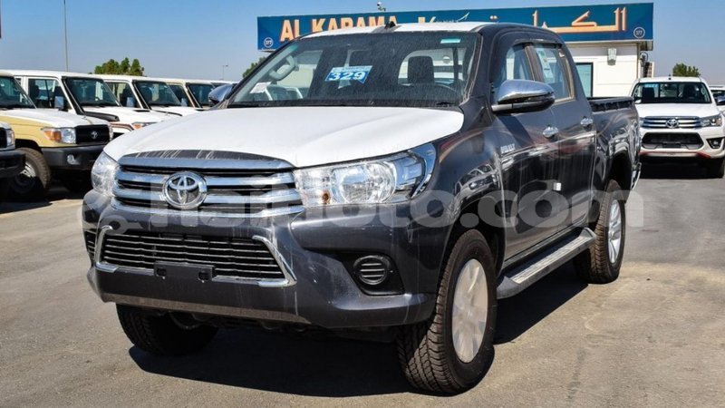Big with watermark toyota hilux artibonite import dubai 2008