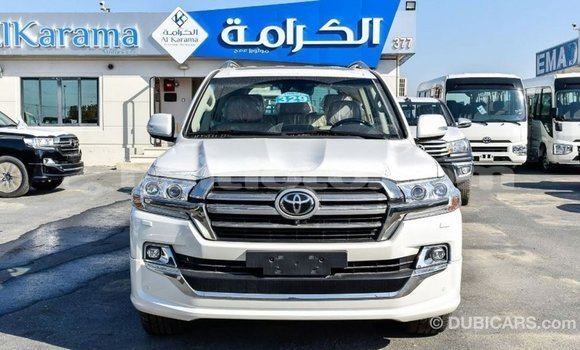 Acheter Import Voiture Toyota Land Cruiser Blanc à Import - Dubai, Artibonite Acheter Import Voiture Toyota Land Cruiser Blanc à Import - Dubai, Artibonite