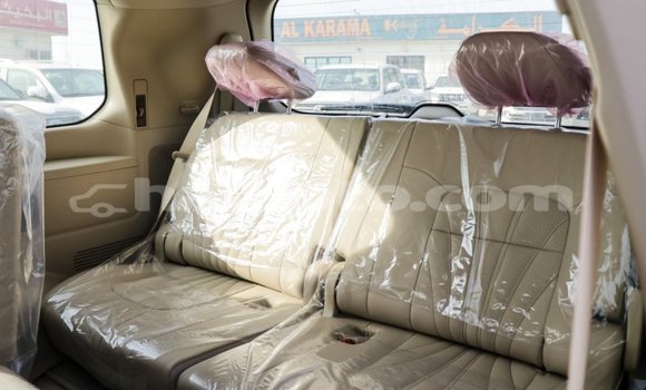 Acheter Import Voiture Toyota Land Cruiser Noir à Import - Dubai, Artibonite Acheter Import Voiture Toyota Land Cruiser Noir à Import - Dubai, Artibonite