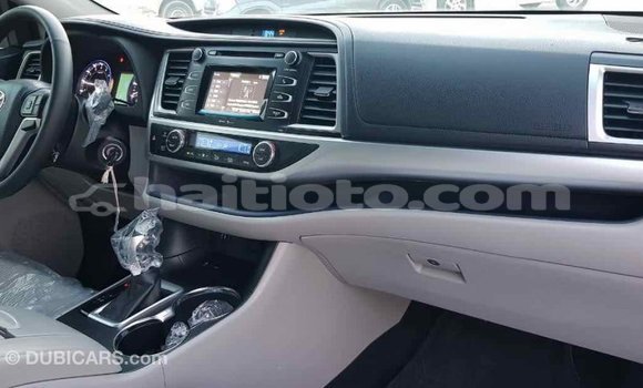 Acheter Import Voiture Toyota Highlander Autre à Import - Dubai, Artibonite Acheter Import Voiture Toyota Highlander Autre à Import - Dubai, Artibonite