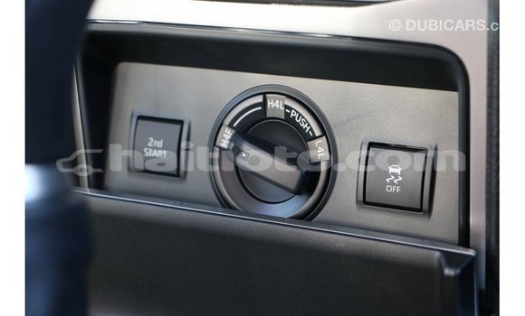 Acheter Import Voiture Toyota Prado Blanc à Import - Dubai, Artibonite Acheter Import Voiture Toyota Prado Blanc à Import - Dubai, Artibonite