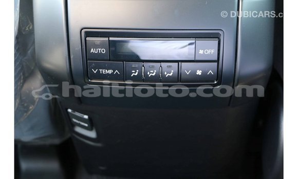 Acheter Import Voiture Toyota Prado Blanc à Import - Dubai, Artibonite Acheter Import Voiture Toyota Prado Blanc à Import - Dubai, Artibonite