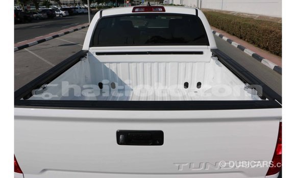 Acheter Import Voiture Toyota Tundra Blanc à Import - Dubai, Artibonite Acheter Import Voiture Toyota Tundra Blanc à Import - Dubai, Artibonite