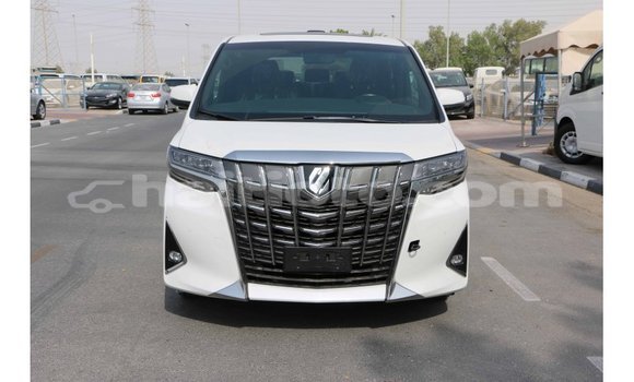 Acheter Import Voiture Toyota Alphard Blanc à Import - Dubai, Artibonite Acheter Import Voiture Toyota Alphard Blanc à Import - Dubai, Artibonite