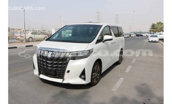 Acheter Import Voiture Toyota Alphard Blanc à Import - Dubai, Artibonite Acheter Import Voiture Toyota Alphard Blanc à Import - Dubai, Artibonite