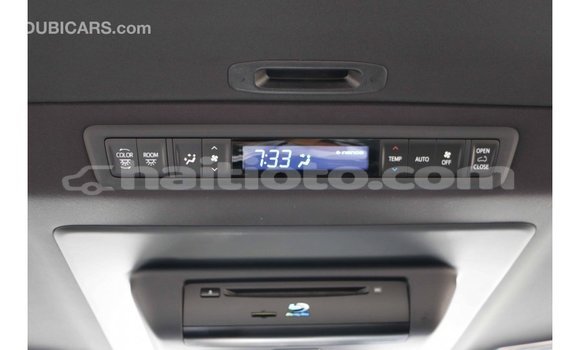 Acheter Import Voiture Toyota Alphard Blanc à Import - Dubai, Artibonite Acheter Import Voiture Toyota Alphard Blanc à Import - Dubai, Artibonite