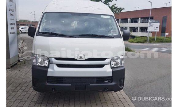 Acheter Import Voiture Toyota Hiace Blanc à Import - Dubai, Artibonite Acheter Import Voiture Toyota Hiace Blanc à Import - Dubai, Artibonite