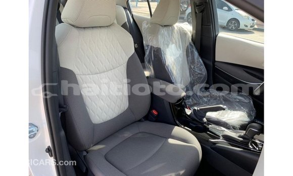 Buy Import Toyota Corolla White Car in Import - Dubai in Artibonite Buy Import Toyota Corolla White Car in Import - Dubai in Artibonite