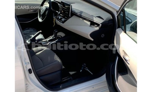 Buy Import Toyota Corolla White Car in Import - Dubai in Artibonite Buy Import Toyota Corolla White Car in Import - Dubai in Artibonite