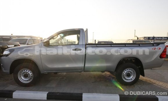 Acheter Import Voiture Toyota Hilux Autre à Import - Dubai, Artibonite Acheter Import Voiture Toyota Hilux Autre à Import - Dubai, Artibonite