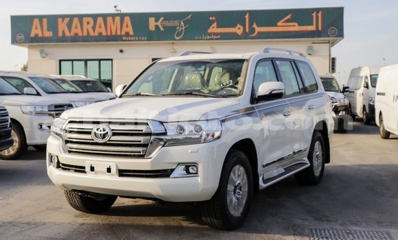 Acheter Import Voiture Toyota Land Cruiser Blanc à Import - Dubai, Artibonite Acheter Import Voiture Toyota Land Cruiser Blanc à Import - Dubai, Artibonite