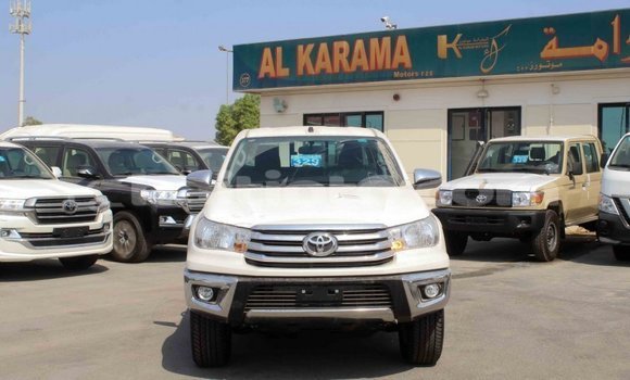 Buy Import Toyota Hilux White Car in Import - Dubai in Artibonite Buy Import Toyota Hilux White Car in Import - Dubai in Artibonite