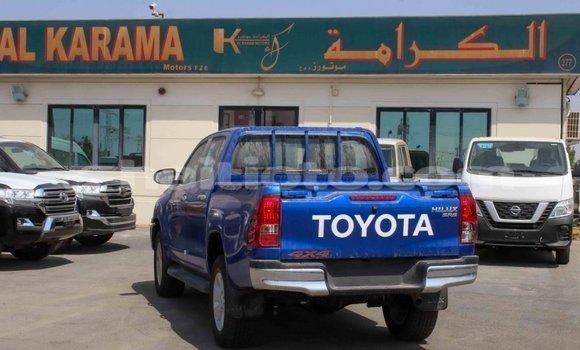 Acheter Import Voiture Toyota Hilux Bleu à Import - Dubai, Artibonite Acheter Import Voiture Toyota Hilux Bleu à Import - Dubai, Artibonite