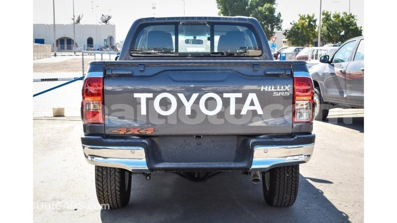 Big with watermark toyota hilux artibonite import dubai 2045