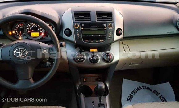 Acheter Import Voiture Toyota RAV4 Bleu à Import - Dubai, Artibonite Acheter Import Voiture Toyota RAV4 Bleu à Import - Dubai, Artibonite