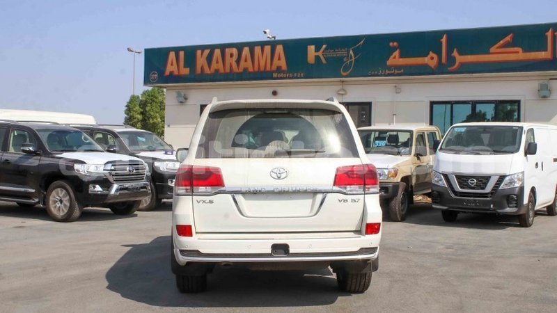 Big with watermark toyota land cruiser artibonite import dubai 2046