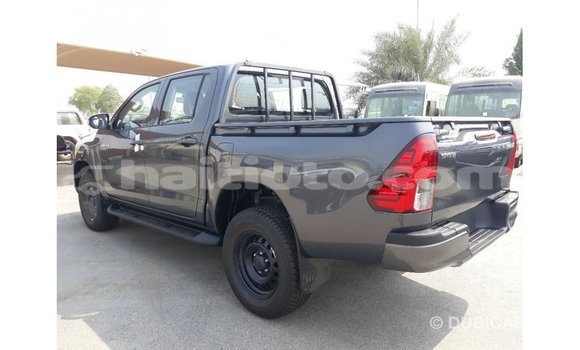 Acheter Import Voiture Toyota Hilux Noir à Import - Dubai, Artibonite Acheter Import Voiture Toyota Hilux Noir à Import - Dubai, Artibonite
