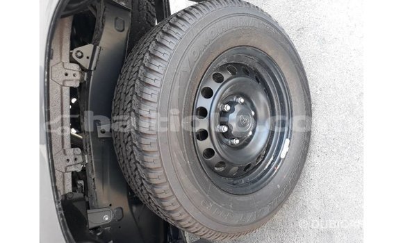 Acheter Import Voiture Toyota Hilux Noir à Import - Dubai, Artibonite Acheter Import Voiture Toyota Hilux Noir à Import - Dubai, Artibonite