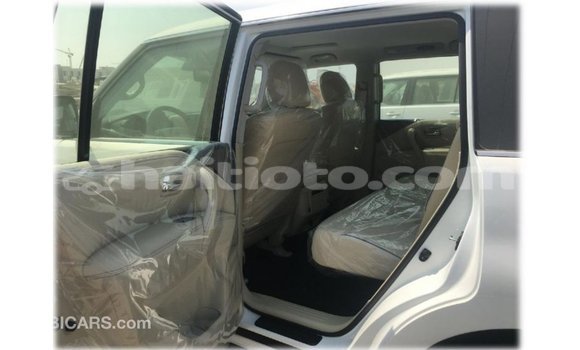 Buy Import Nissan Patrol White Car in Import - Dubai in Artibonite Buy Import Nissan Patrol White Car in Import - Dubai in Artibonite